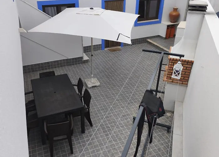 Casa Da Praca I Apartamento Amoreira (Leiria)