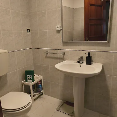 Casa Da Praça I Amoreira (Leiria)