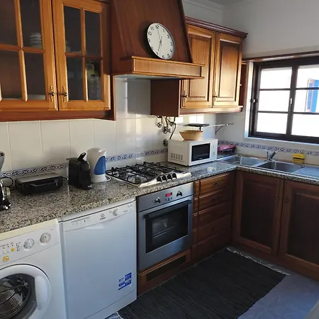 Casa Da Praça I Amoreira (Leiria)